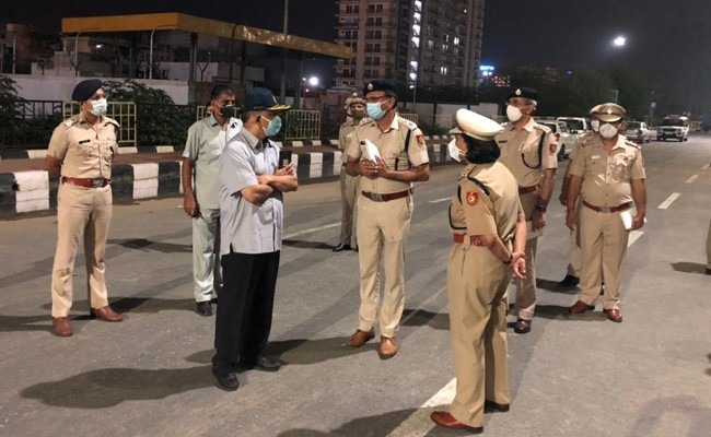 Ghazipur police Satark Mitra abhiyan me patrolling