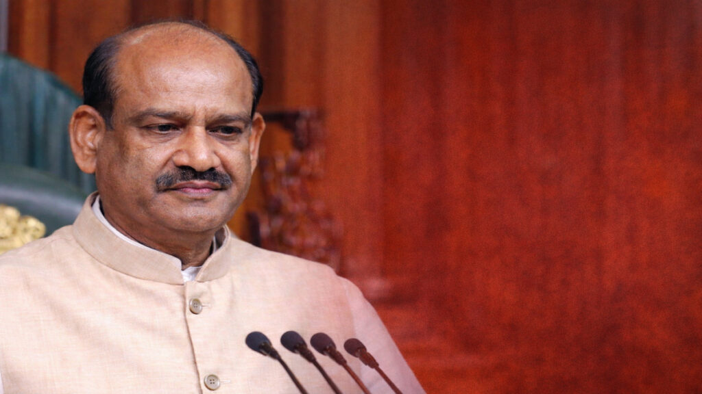 लोकसभा स्पीकर ओम बिरला संसद में