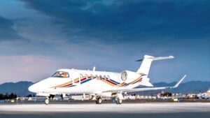 DGCA की जांच के बाद एयरपोर्ट पर खड़ा Learjet विमान