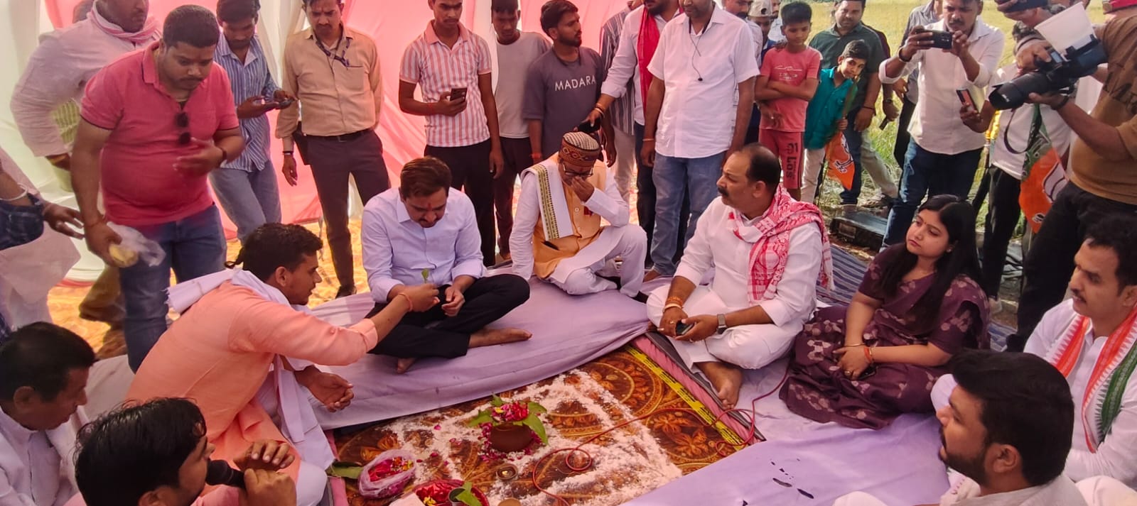 सेतु शिलान्यास जनसभा दृश्य राजापुर मूर्तजीपुर सेतु जनसभा गाजीपुर